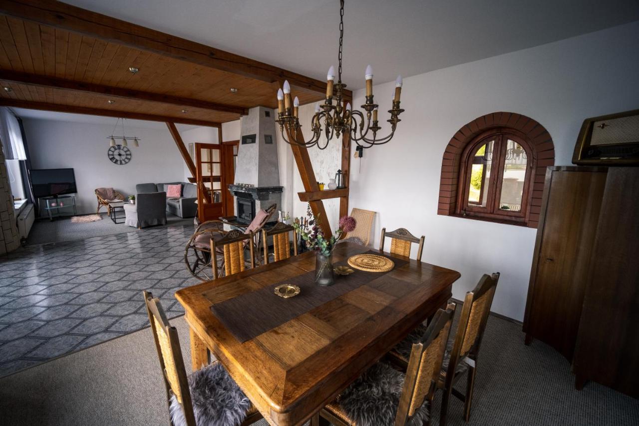 Dom Na Wzgorzu Z Widokiem Na Jezioro Z Balia I Sauna Lipnica  Exterior foto