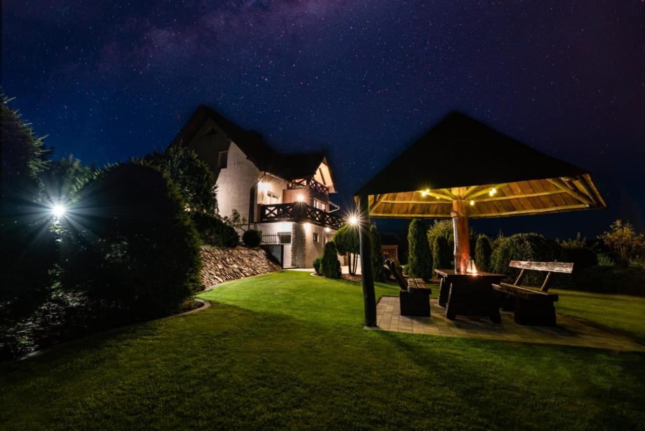 Dom Na Wzgorzu Z Widokiem Na Jezioro Z Balia I Sauna Lipnica  Exterior foto